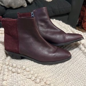 Coach boots women’s 9
